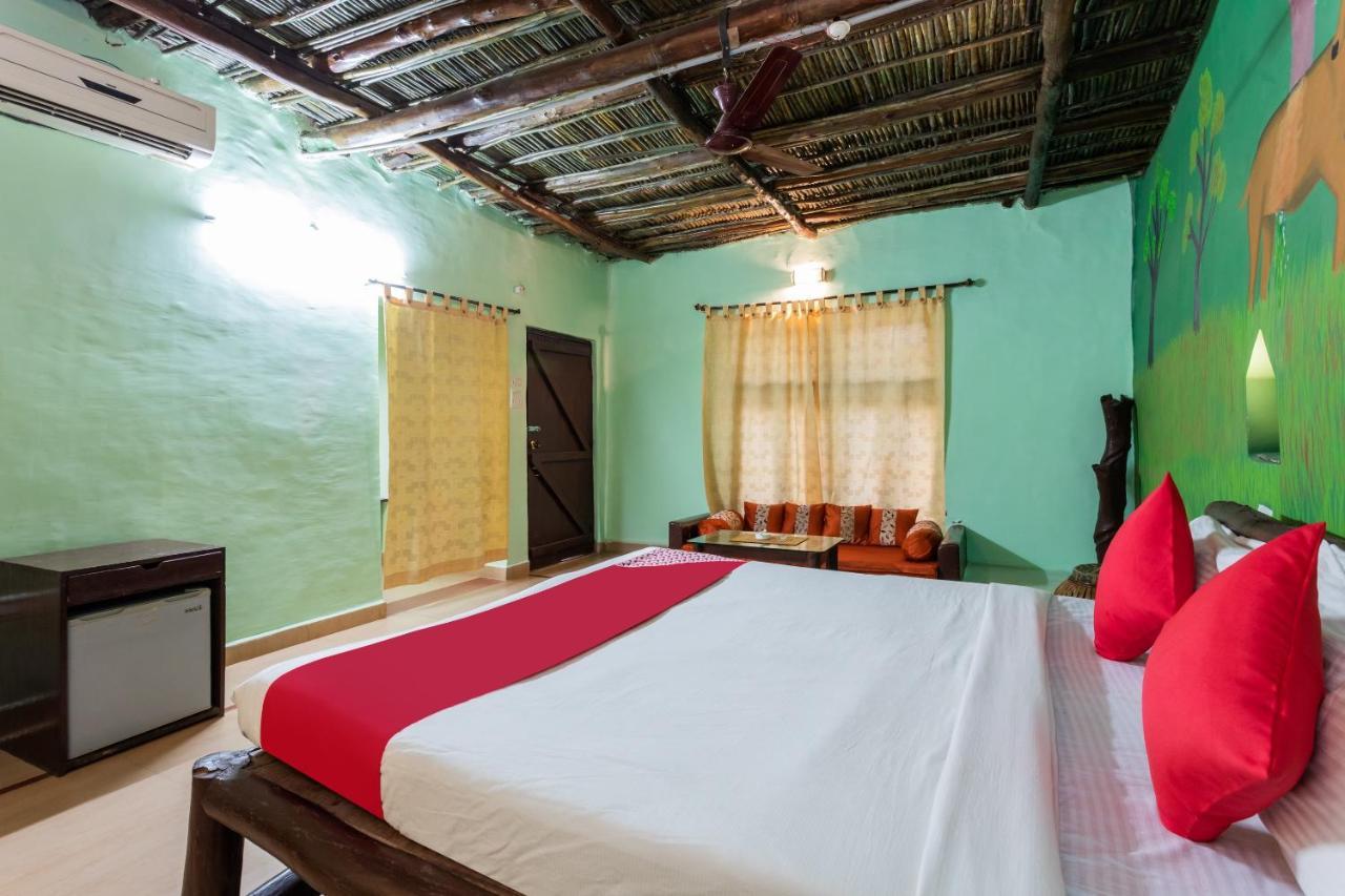 Kanha Village Eco Resort Esterno foto