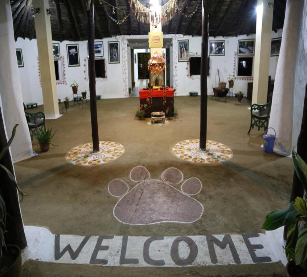 Kanha Village Eco Resort Esterno foto