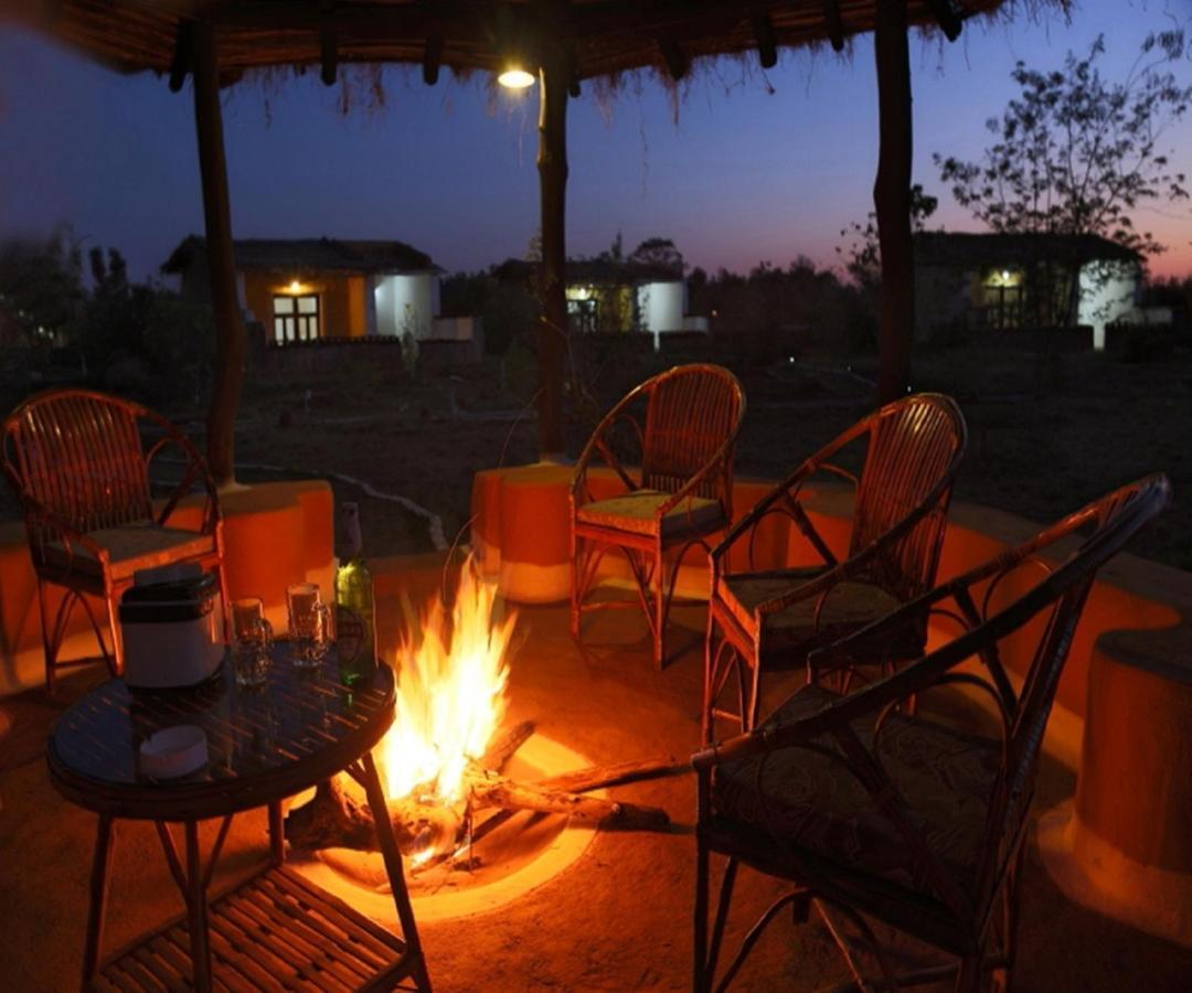 Kanha Village Eco Resort Esterno foto
