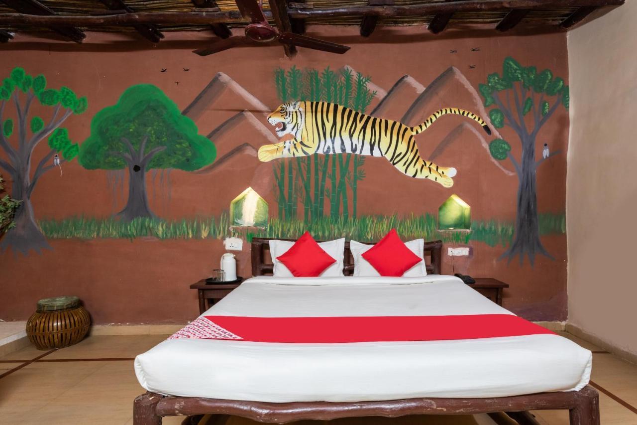 Kanha Village Eco Resort Esterno foto
